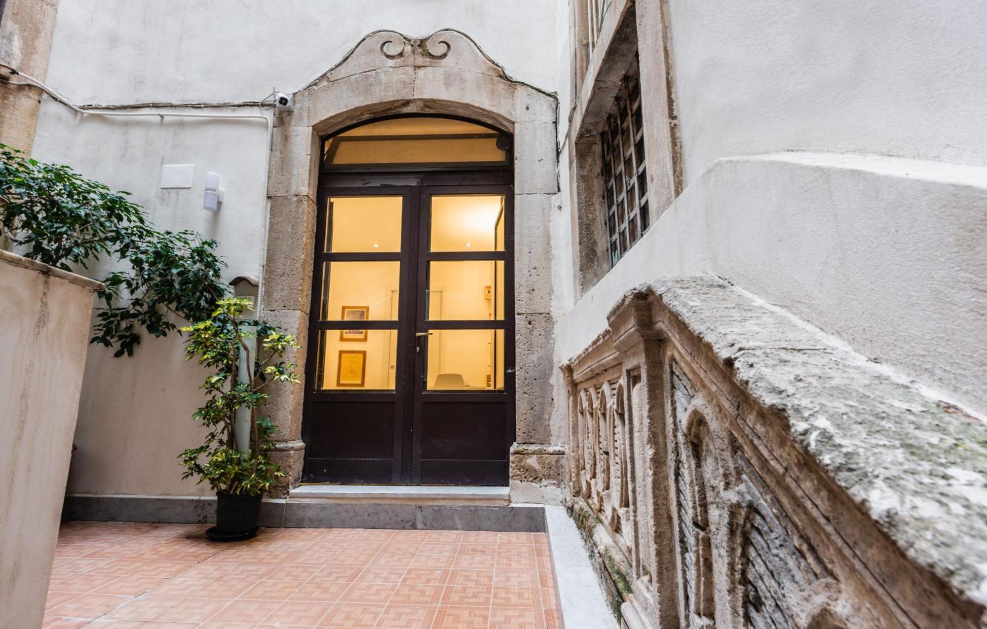 Modern Macha Apartment By Wonderful Italy カターニア エクステリア 写真